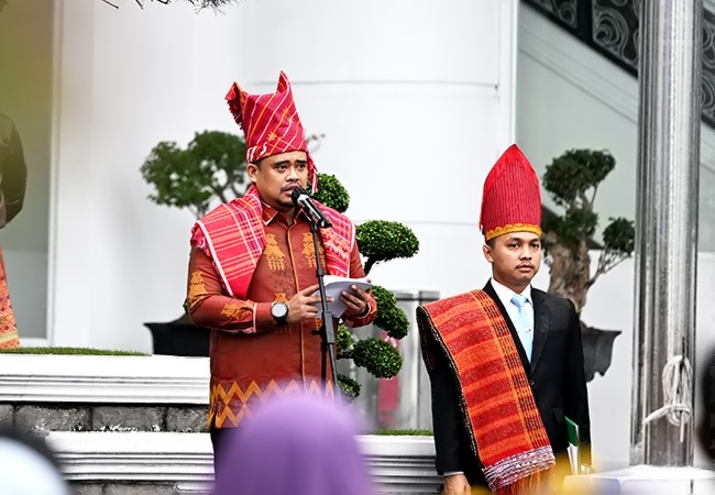 Gubernur Bobby: Guru Harus Dilindungi, Tapi Tidak Boleh Lakukan Kekerasan pada Siswa