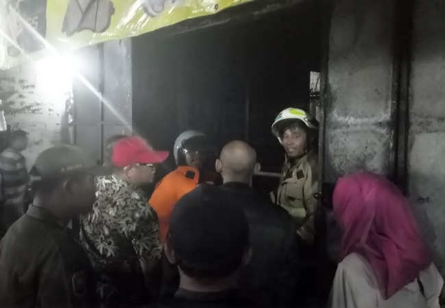 Dua Ruko di Cipayung Ludes Terbakar, Diduga Dipicu Konsleting Listrik